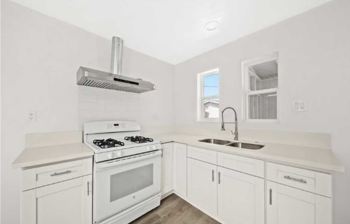 Newport Ave - Photo 3 of 6