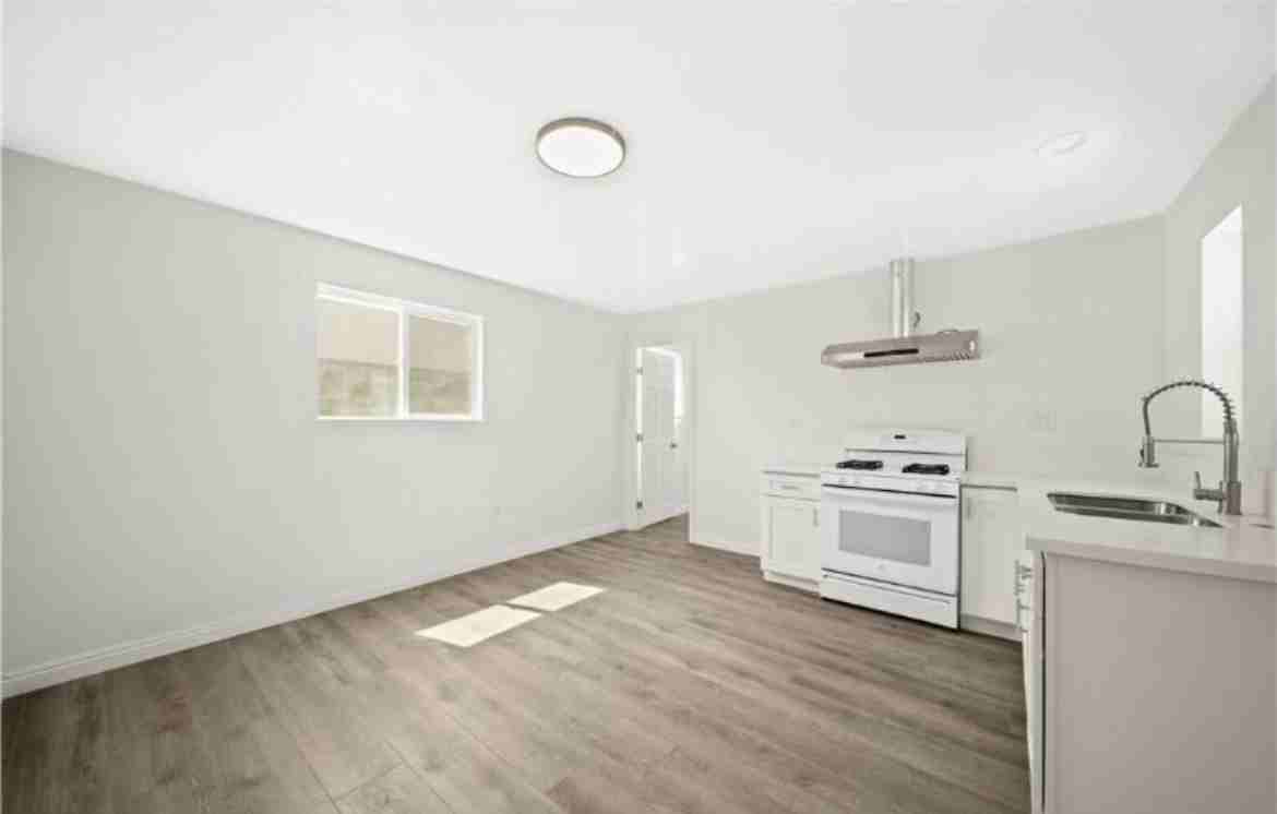 Newport Ave - Photo 2 of 6