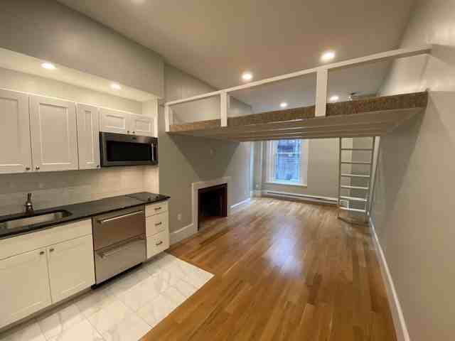 399 Marlborough St #2