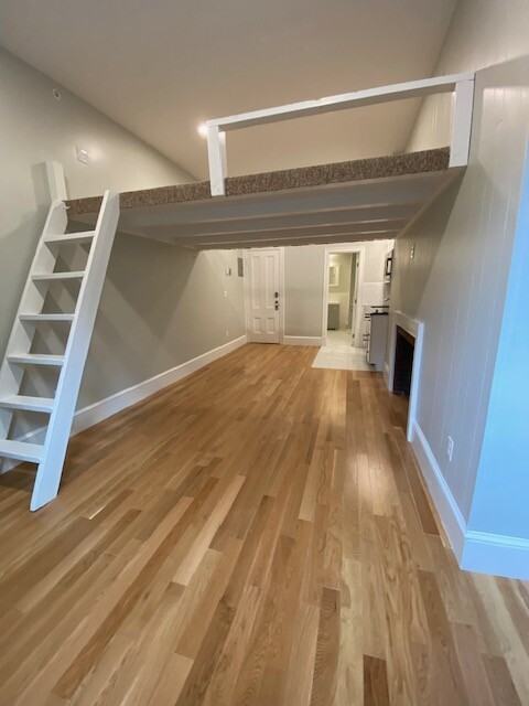 399 Marlborough St #2 - Photo 3 of 11