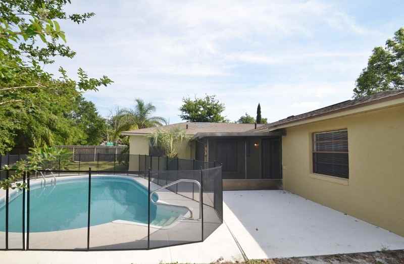 2931 Autumnwood Trail - Photo 2 of 12