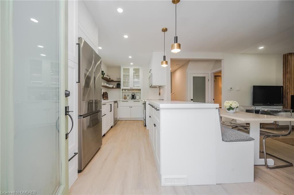 45 Glengrove Avenue - Photo 3 of 20