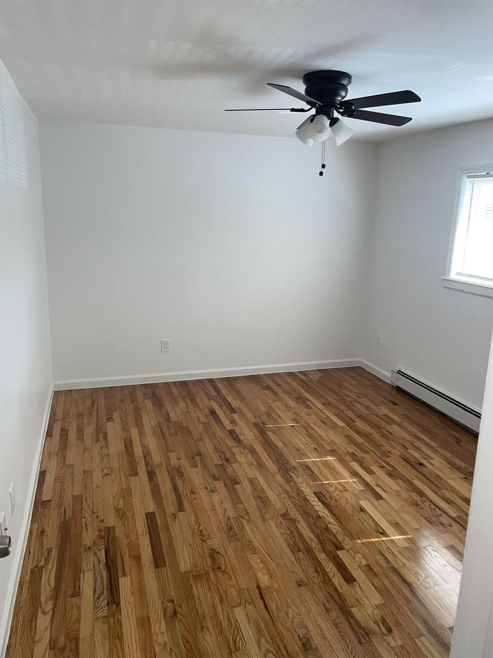 1731 N Gardiner Dr Apt 3a #3A - Photo 2 of 13