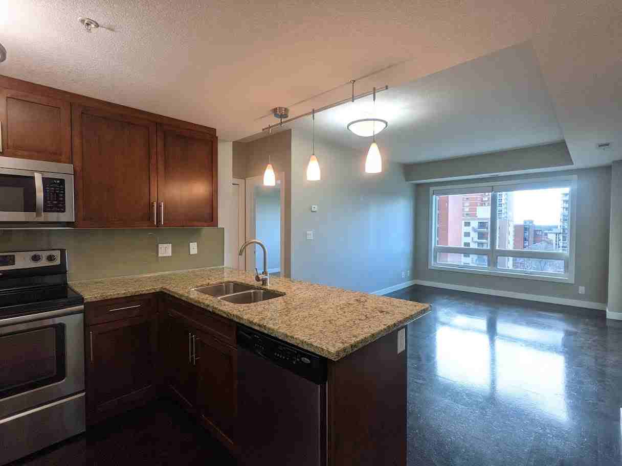 10055 Serenity - Photo 2 of 16