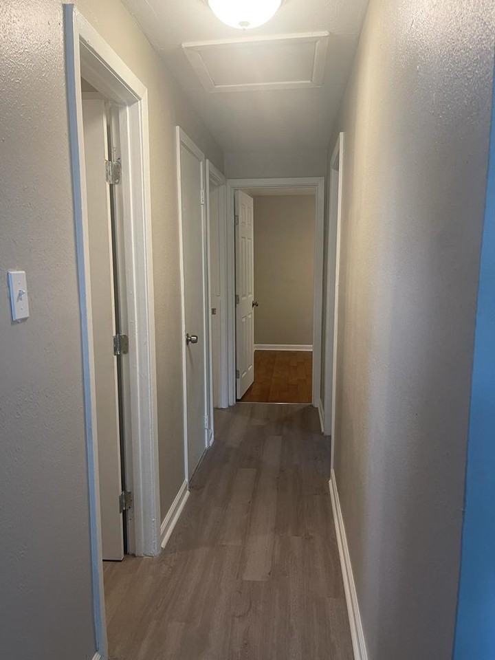 2852 69th Ave #2852 - Photo 3 of 10