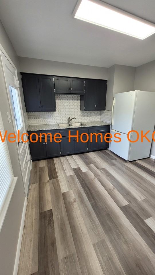 2812 Harper Rd #1 - Photo 3 of 10