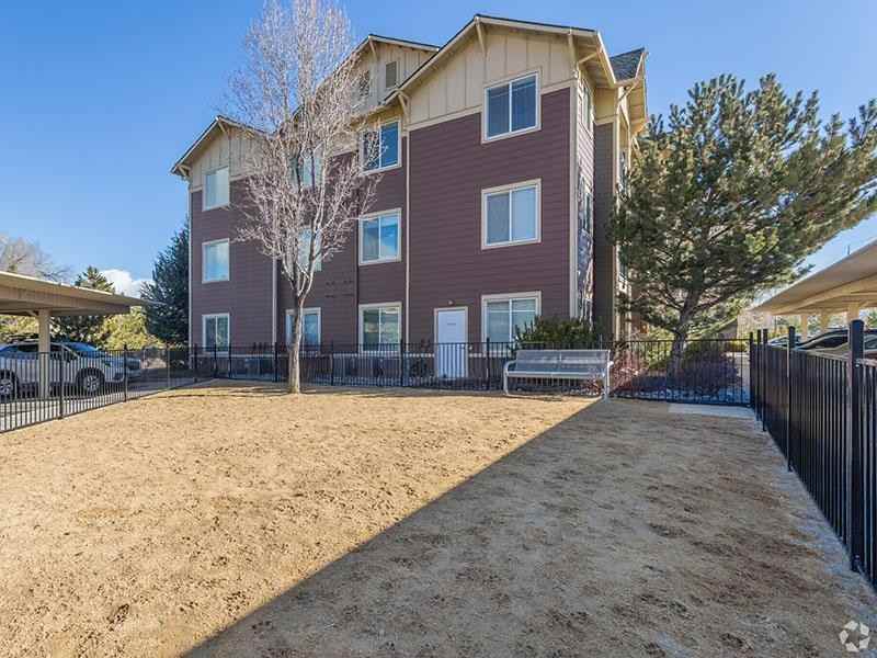 1450 Idlewild Dr - Photo 6 of 11