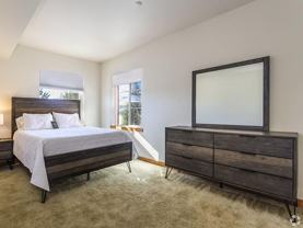 1450 Idlewild Dr - Photo 1 of 1