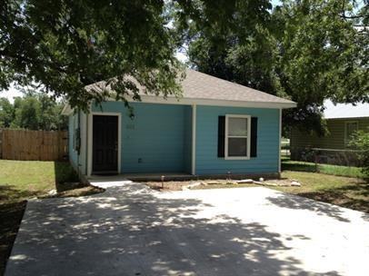 611 Valley St - Photo 2 of 10