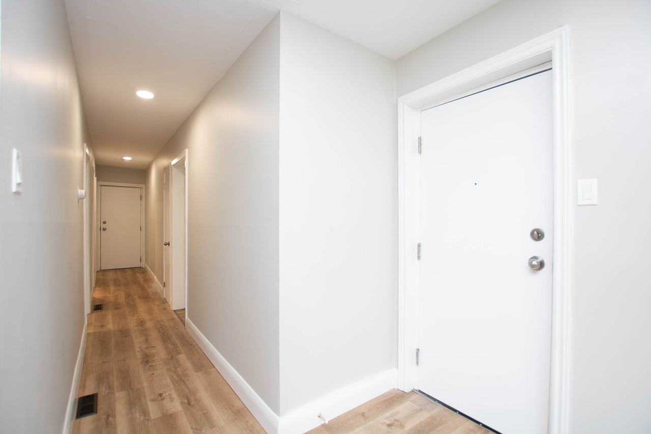 18 Ste-Cécile Street #1 - Photo 2 of 20