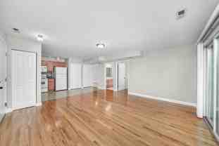 3423 Ridgeland Ave #201R1 - Photo 1 of 1