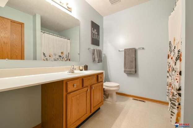 2801 W Arlington St #NA - Photo 3 of 4