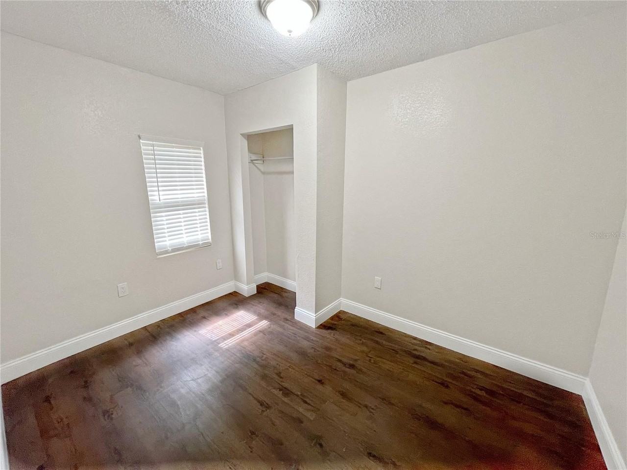 615 Walnut St #NA - Photo 2 of 11