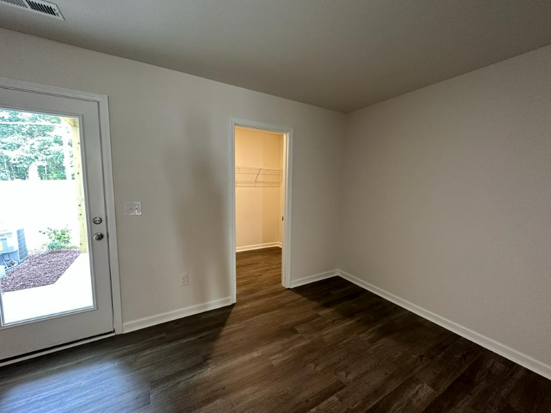 5002 Jayden Dr - Photo 3 of 29