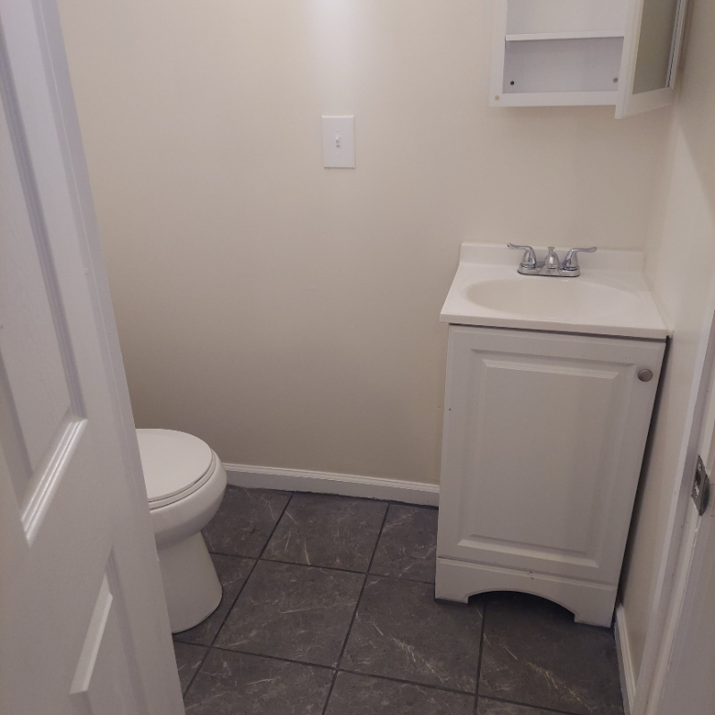 527 13th Ave #1 - Photo 2 of 5