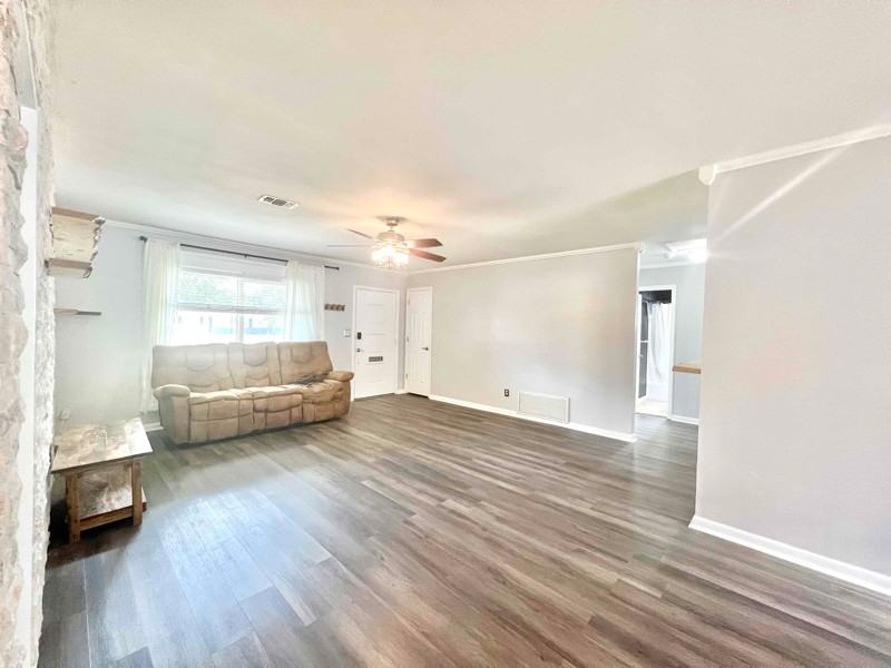 1570 83rd Ave N - Photo 3 of 15