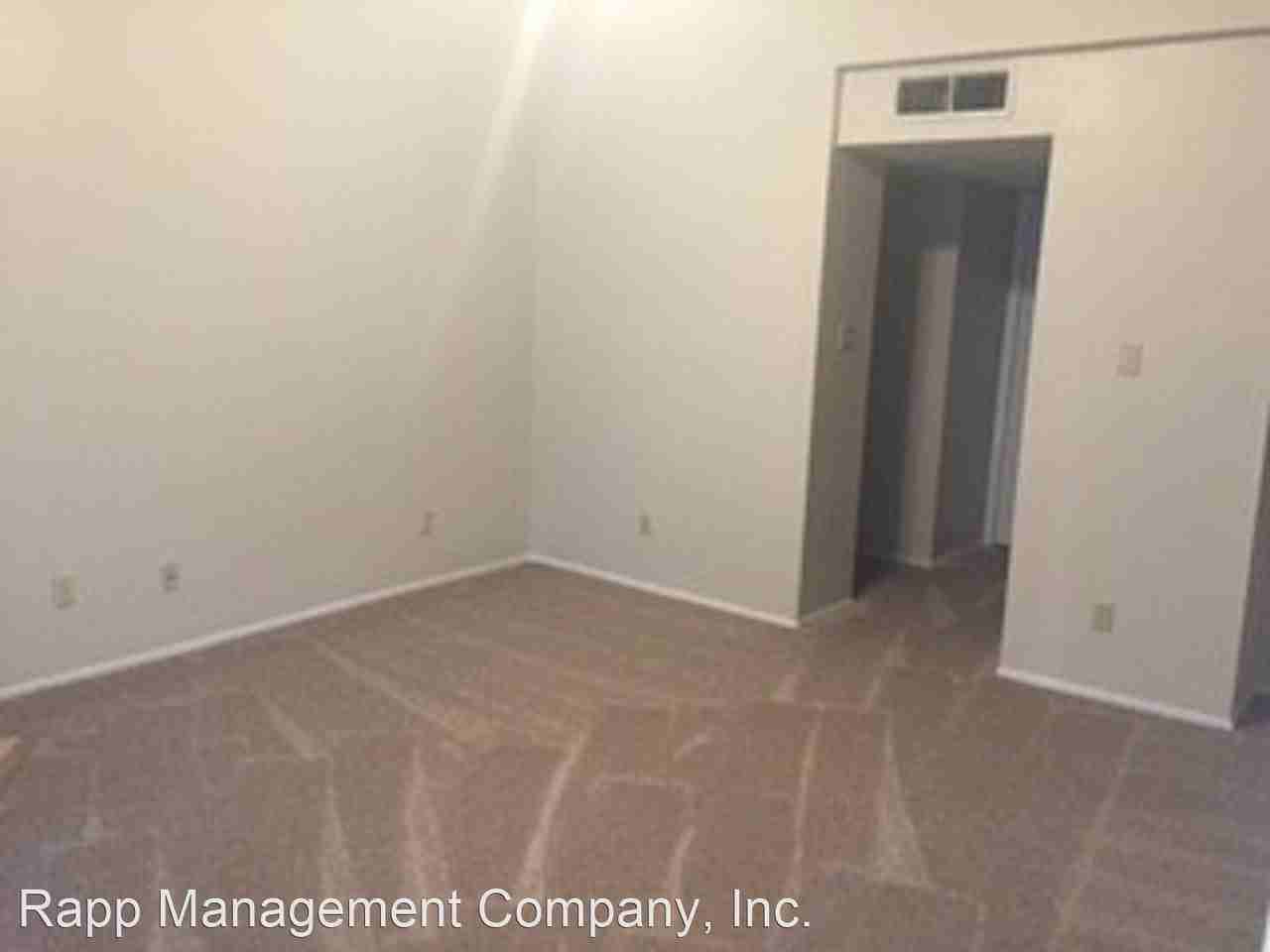 7126 N Holiday Dr - Photo 2 of 17