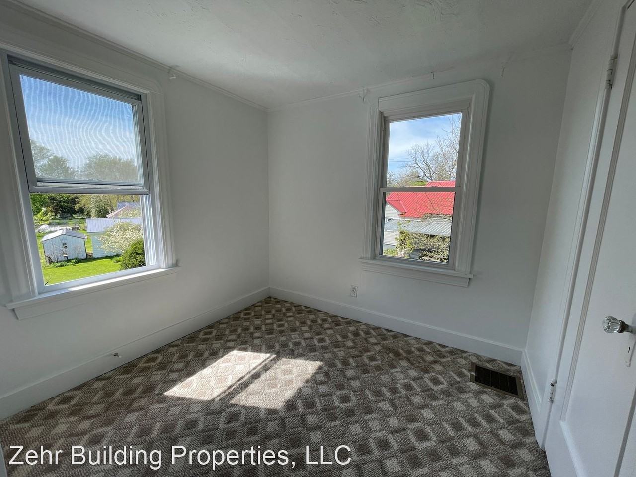 1022 S Morgan St - Photo 3 of 8