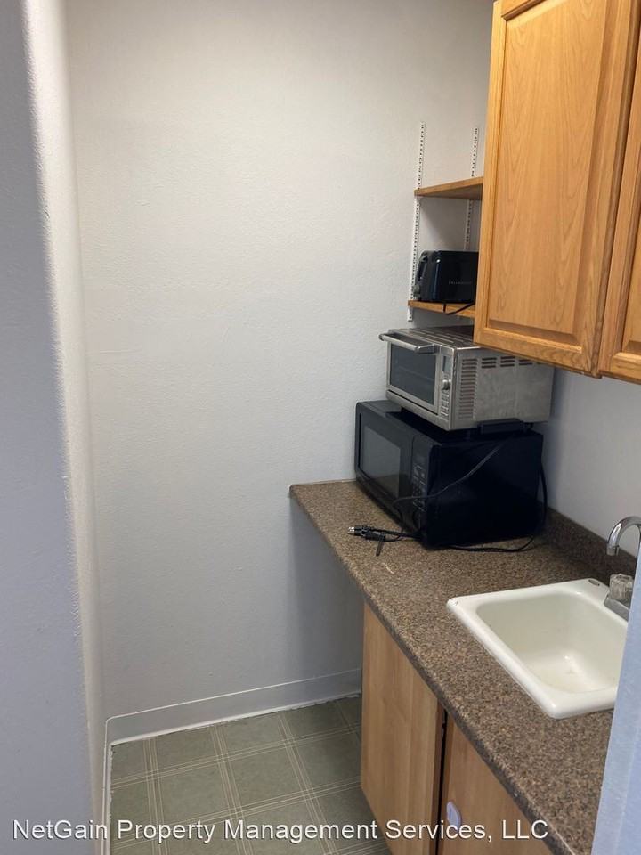 145 W Center St. - Photo 3 of 5