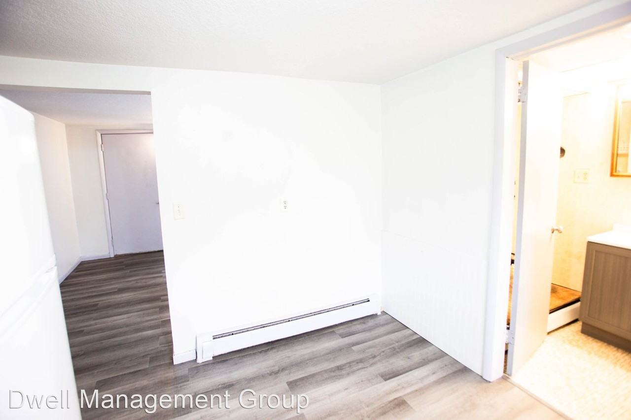 810 1st Street Northwest - Photo 2 of 10