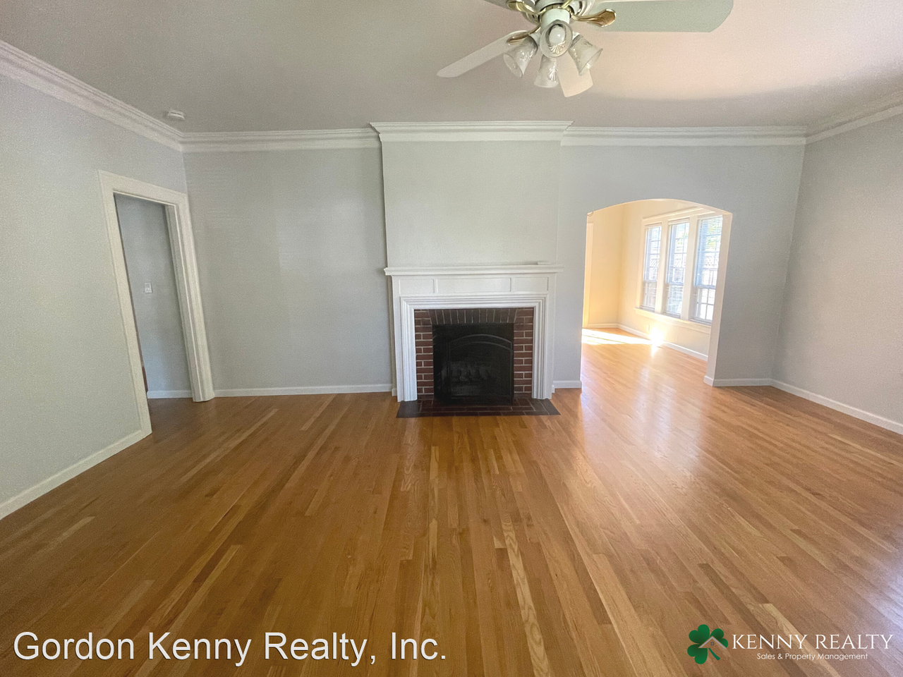 1238 Oak Grove Ave - Photo 2 of 25