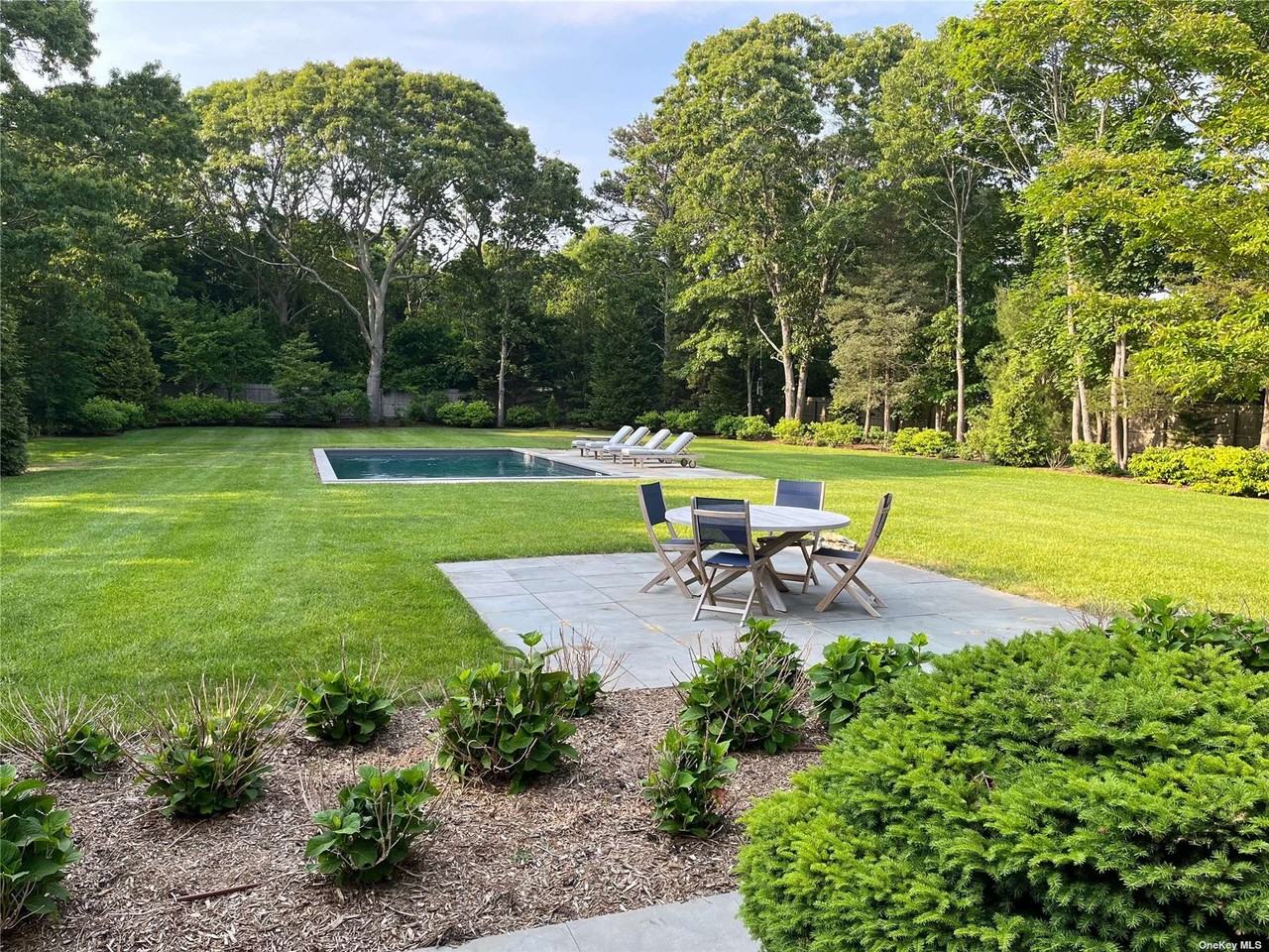 51 Argonne Rd E - Photo 3 of 23