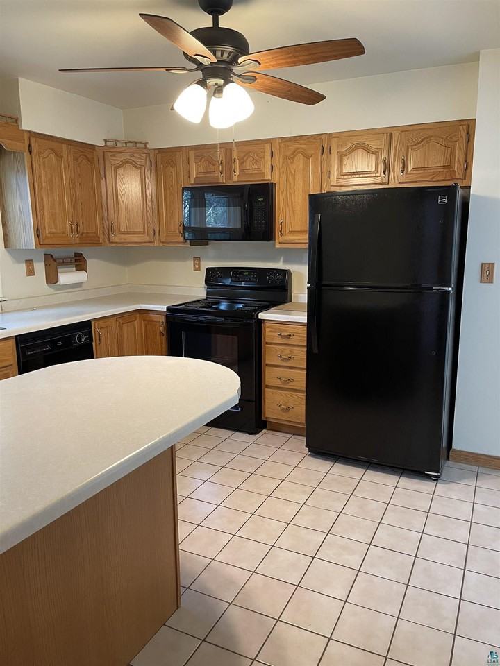 1020 Bong Blvd - Photo 2 of 19