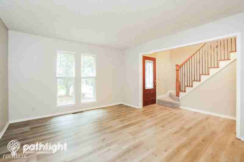 100 W Yuma Ct - Photo 3 of 18