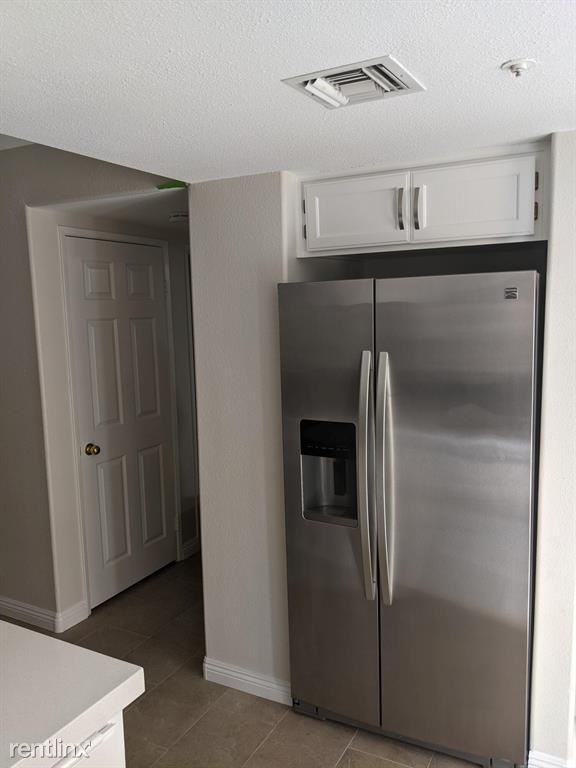 424 Tava Ln - Photo 3 of 10