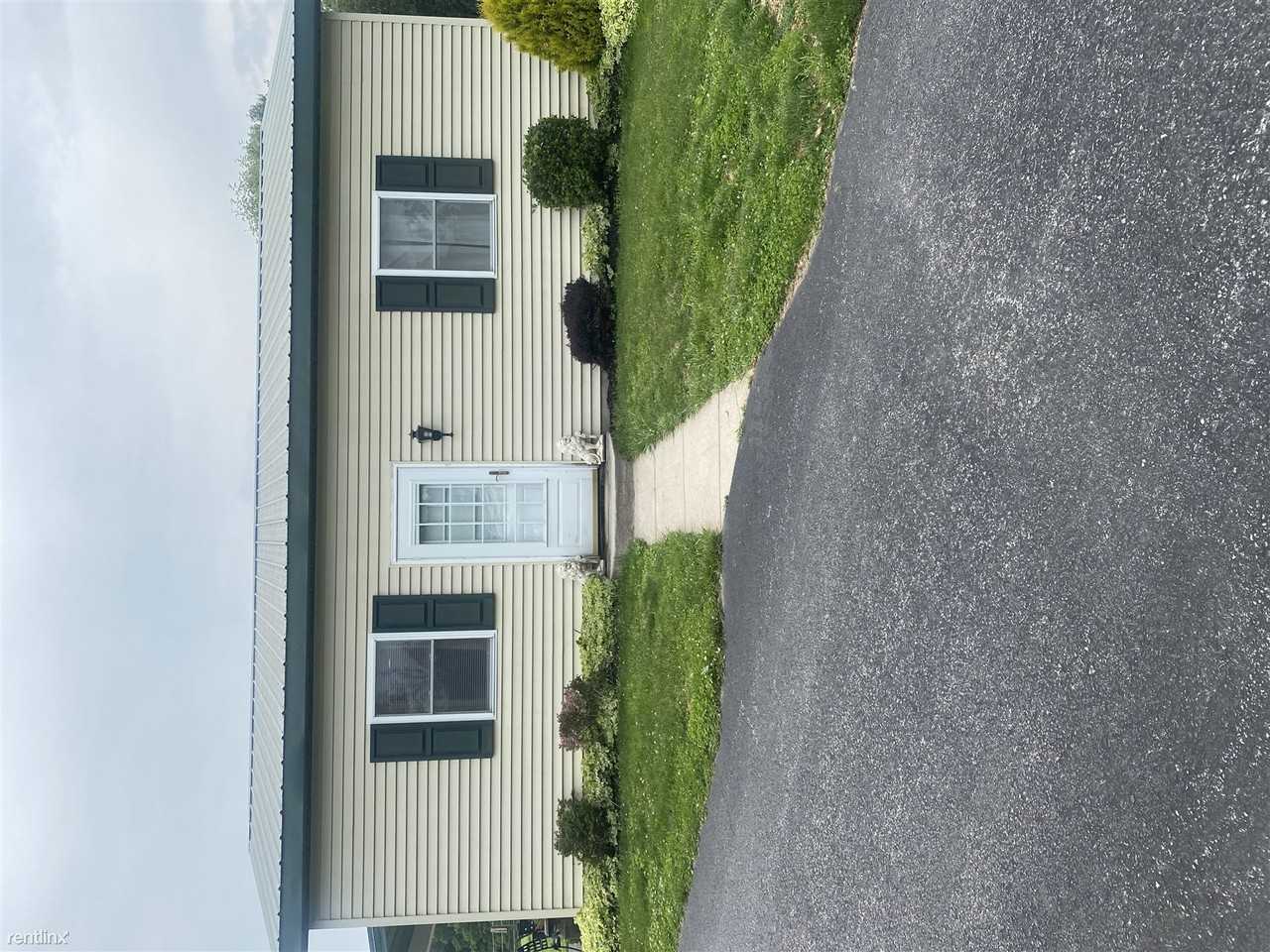 2450 Strasburg Road cottage - Photo 2 of 7