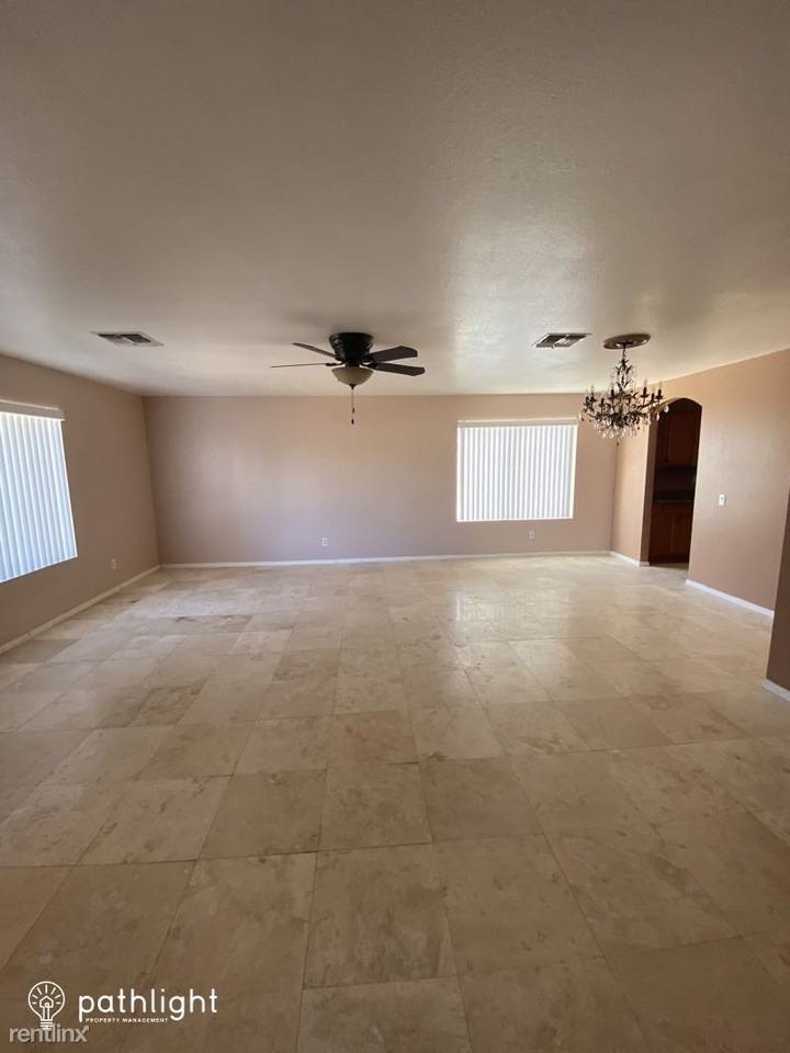 6838 S 42nd Way - Photo 3 of 9