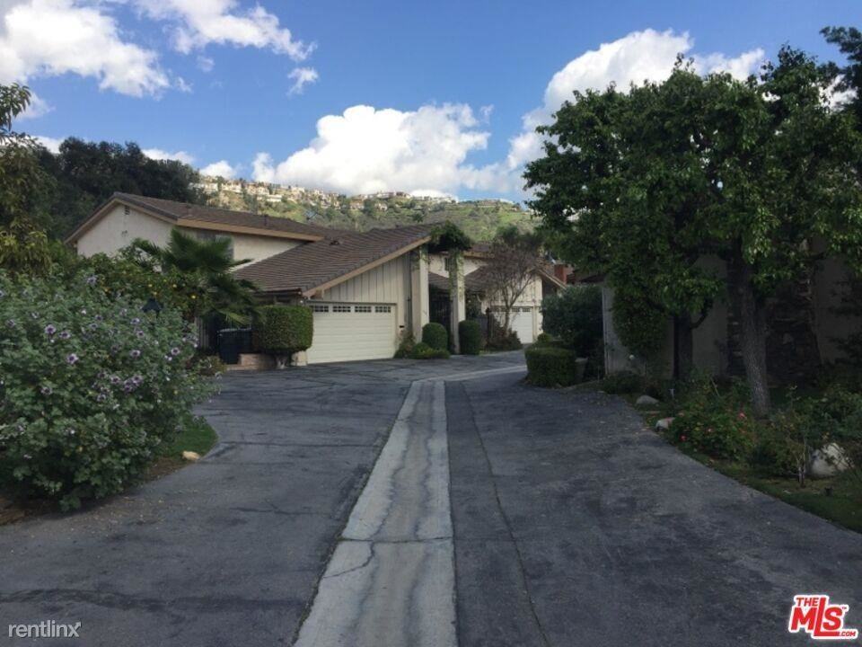 1408 Valley View Rd #2 - Photo 2 of 10