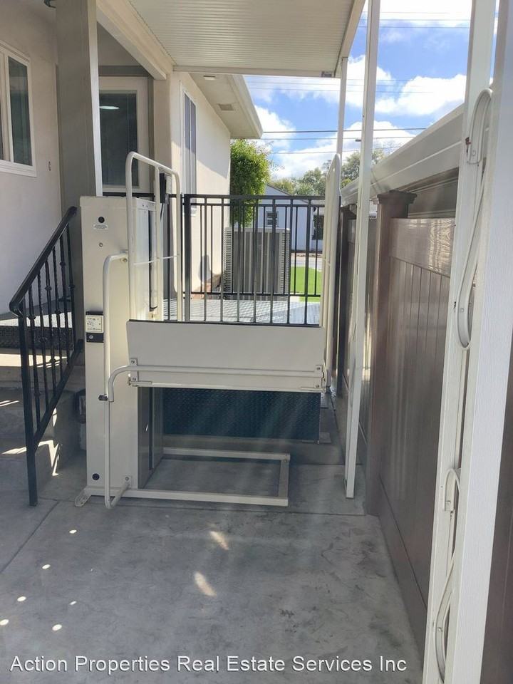 300 Keehner Ave - Photo 2 of 18