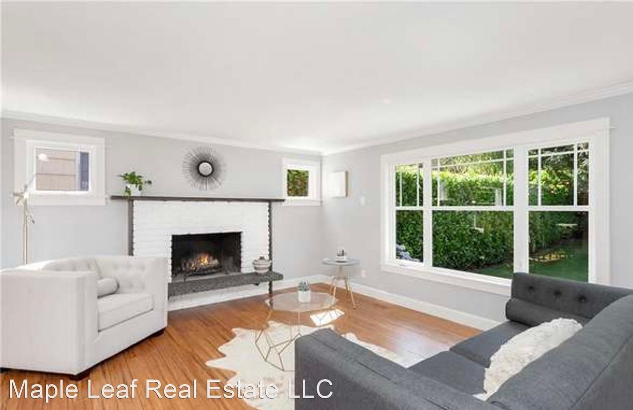 232 Ne 92nd St - Photo 3 of 27