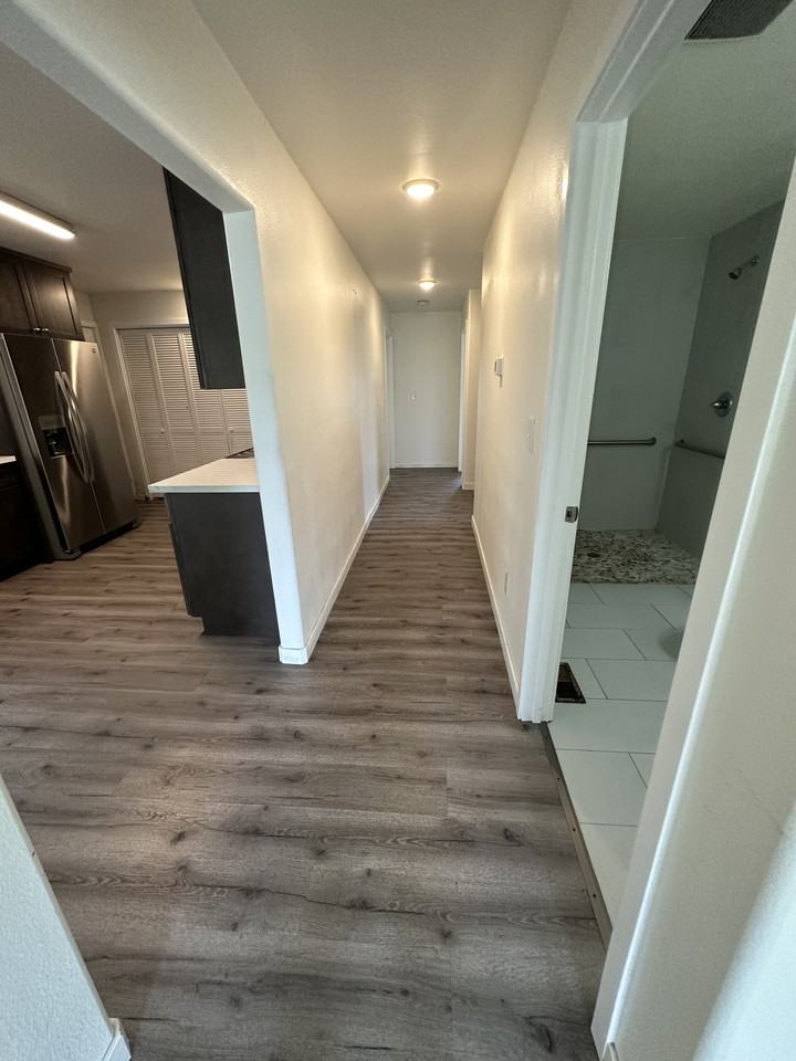 5151 Northeast 91st Avenue - Photo 2 of 10