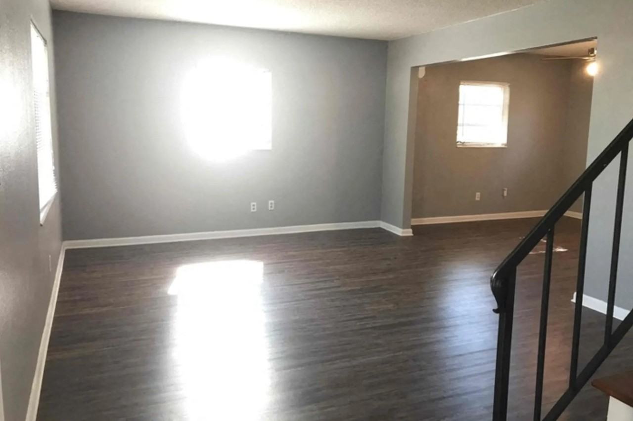 8210 128th St - Photo 2 of 23