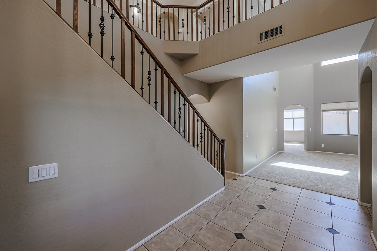 29077 N Calcite Way - Photo 3 of 39