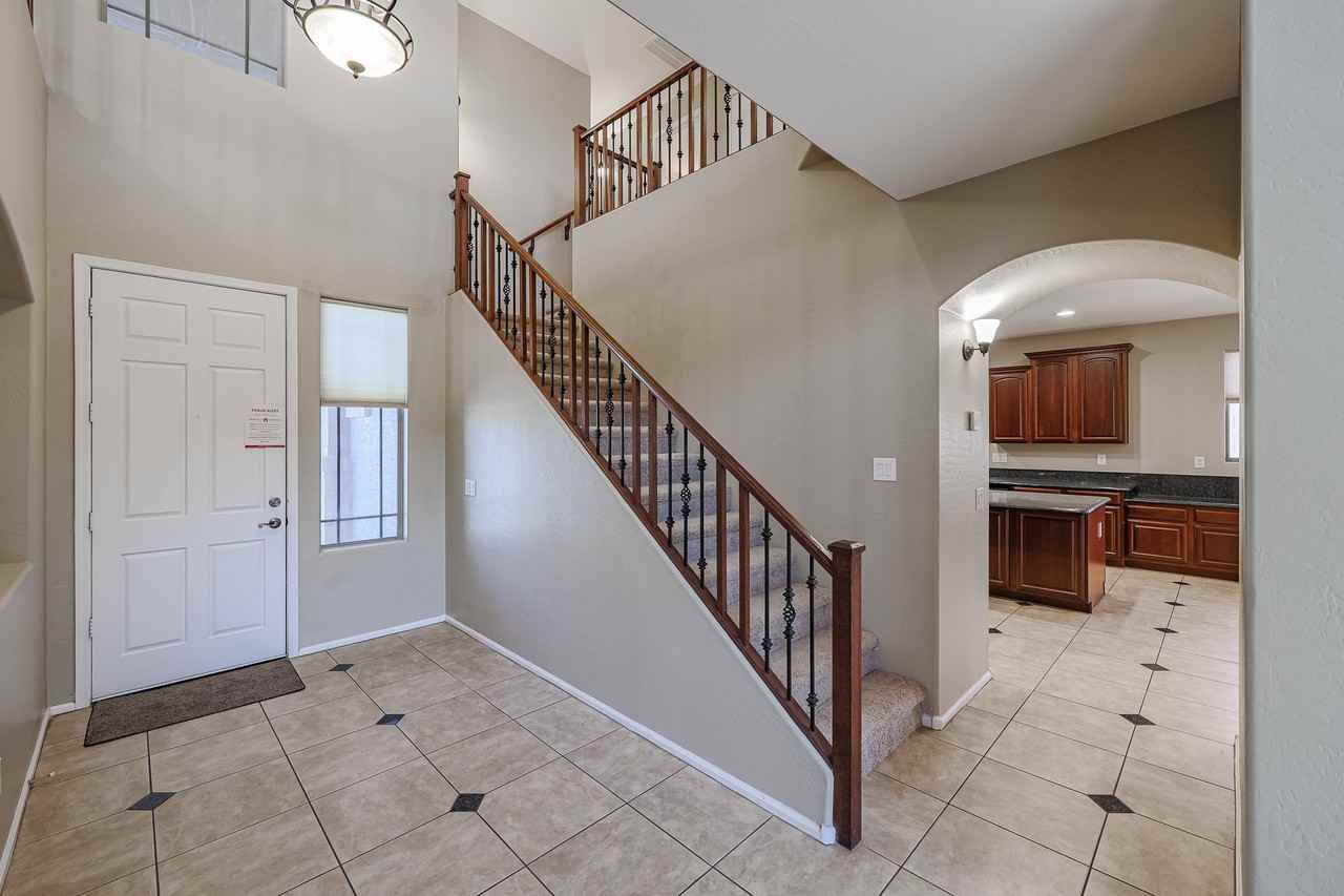 29077 N Calcite Way - Photo 4 of 39