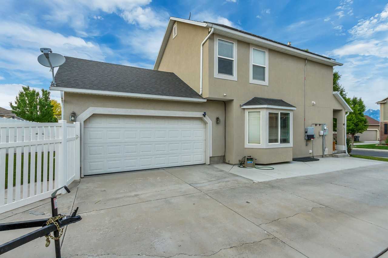 12446 S Mayan St #NA - Photo 2 of 21