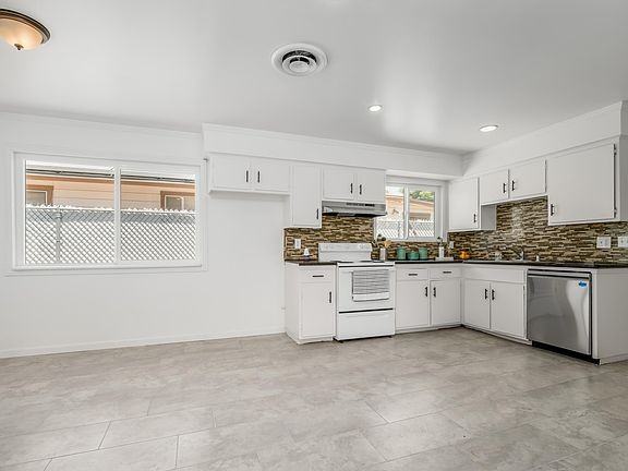 1710 4th St #NA - Photo 3 of 10