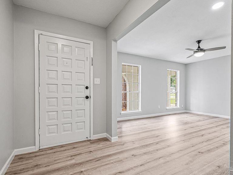 7930 Holgate Rd #NA - Photo 2 of 19