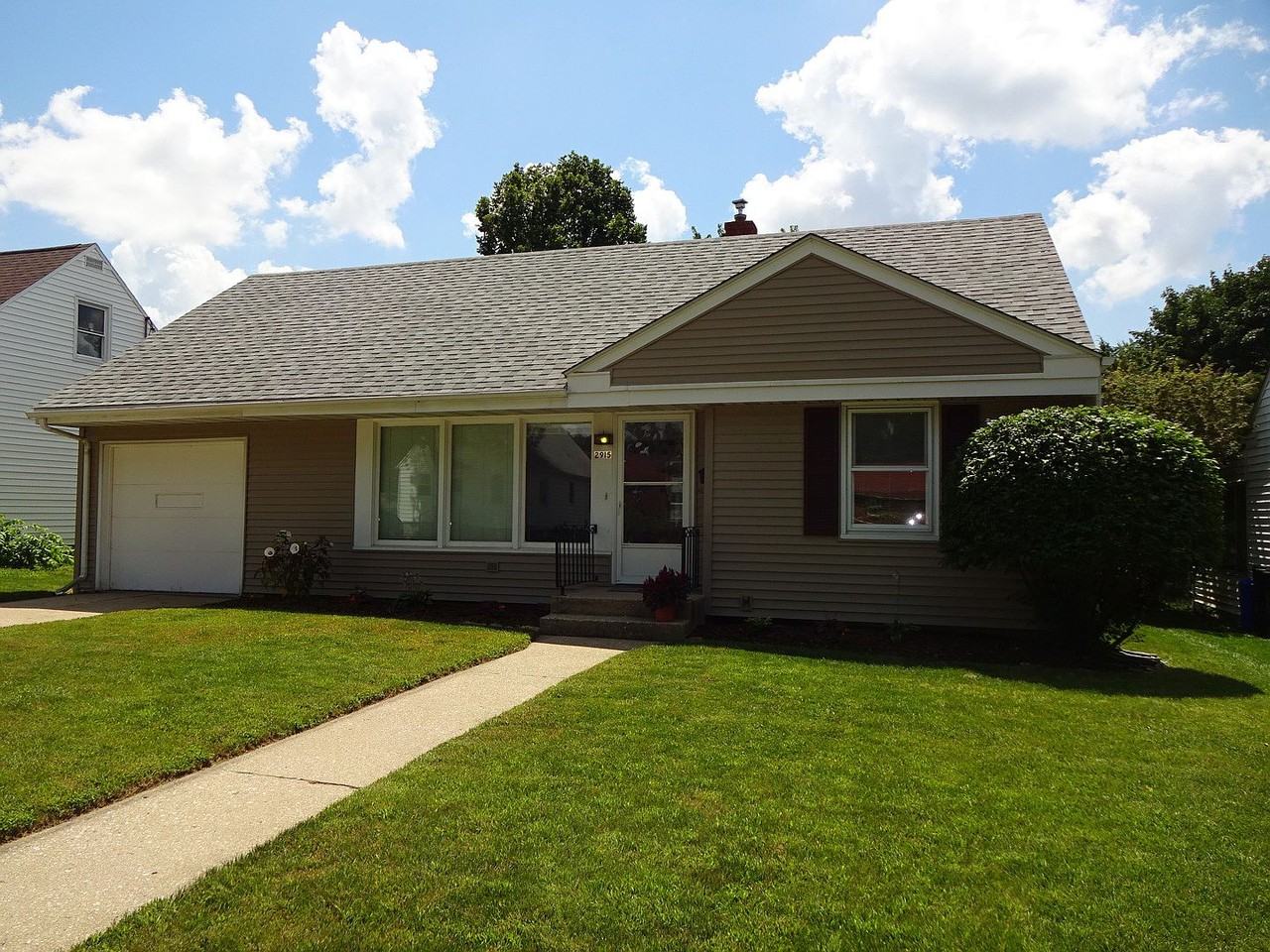 2915 18th Ave, Rockford, IL 61108 2 bedroom House Rental Zumper
