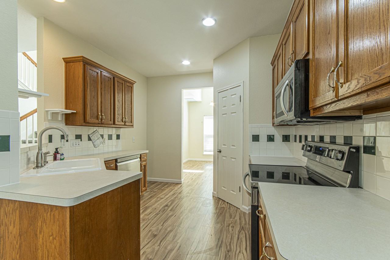 2208 Portwood Bend Cv #1 - Photo 4 of 16