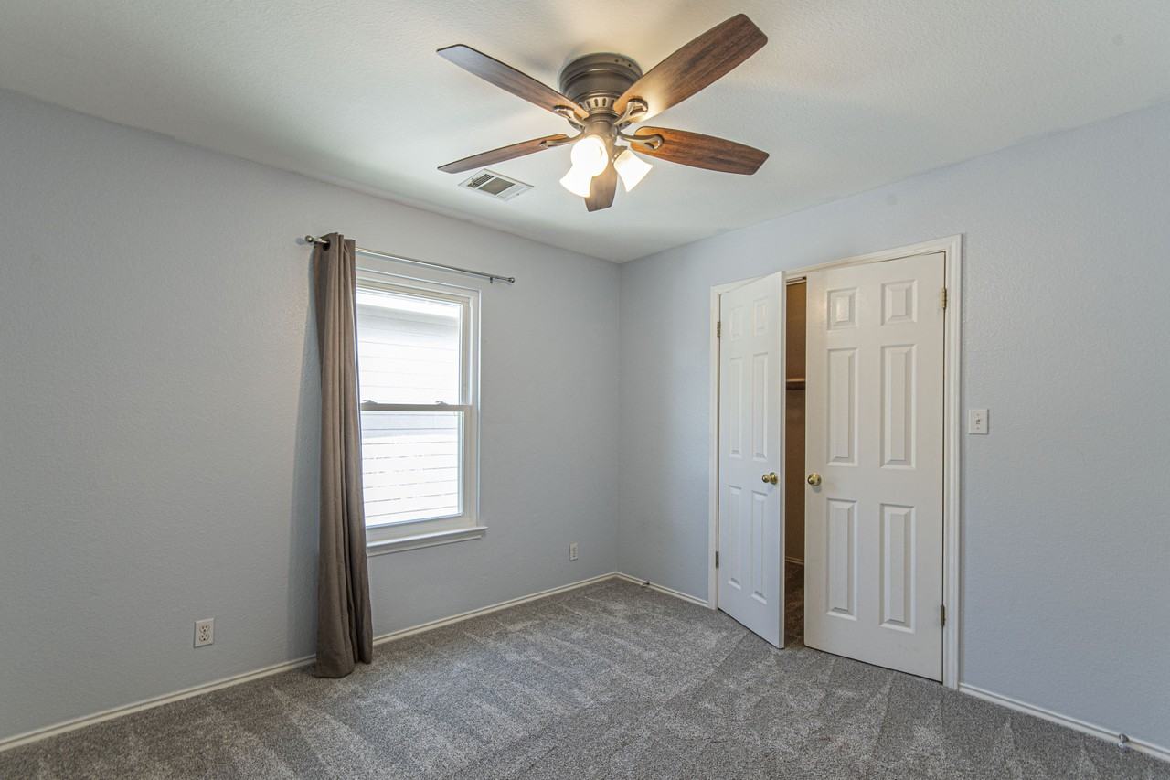2208 Portwood Bend Cv #1 - Photo 7 of 16