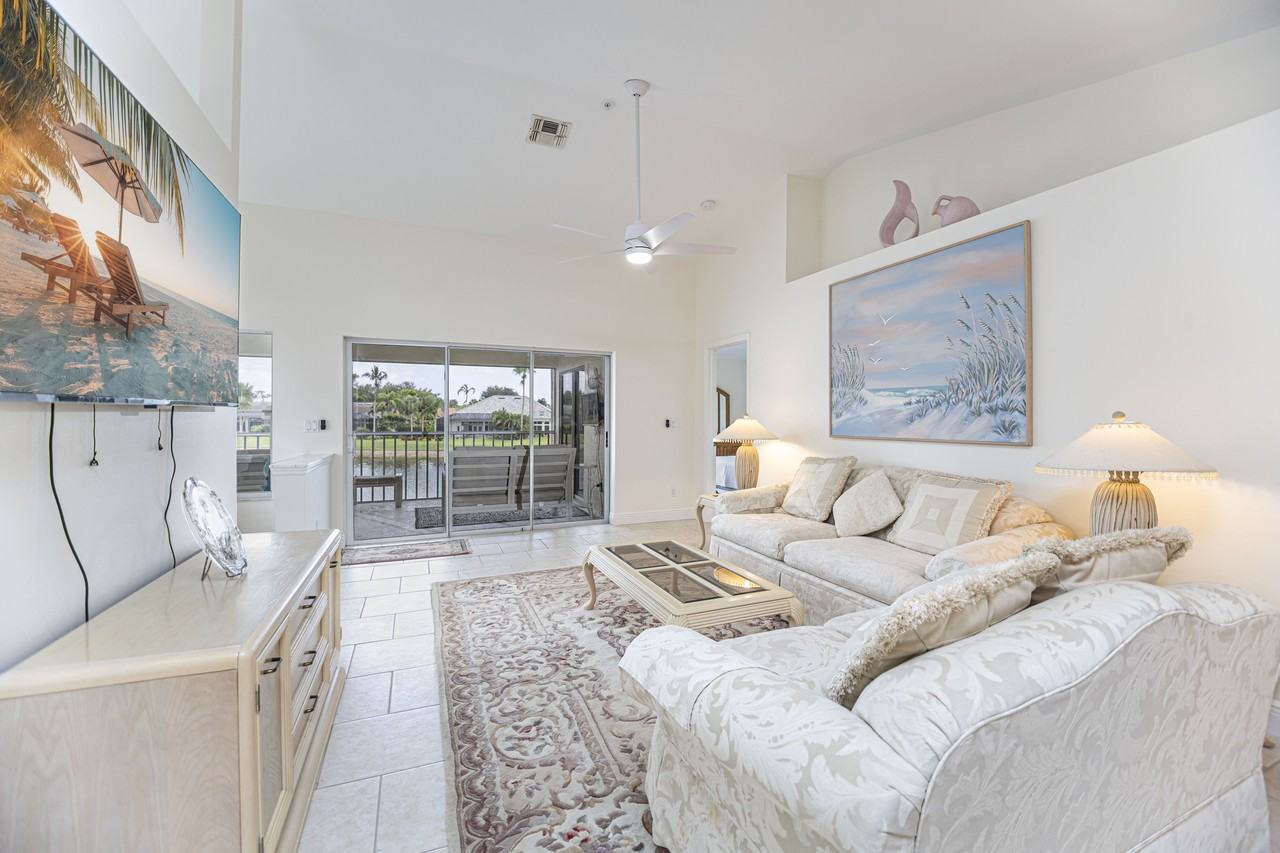 24748 Lakemont Cove Ln #201 - Photo 2 of 19