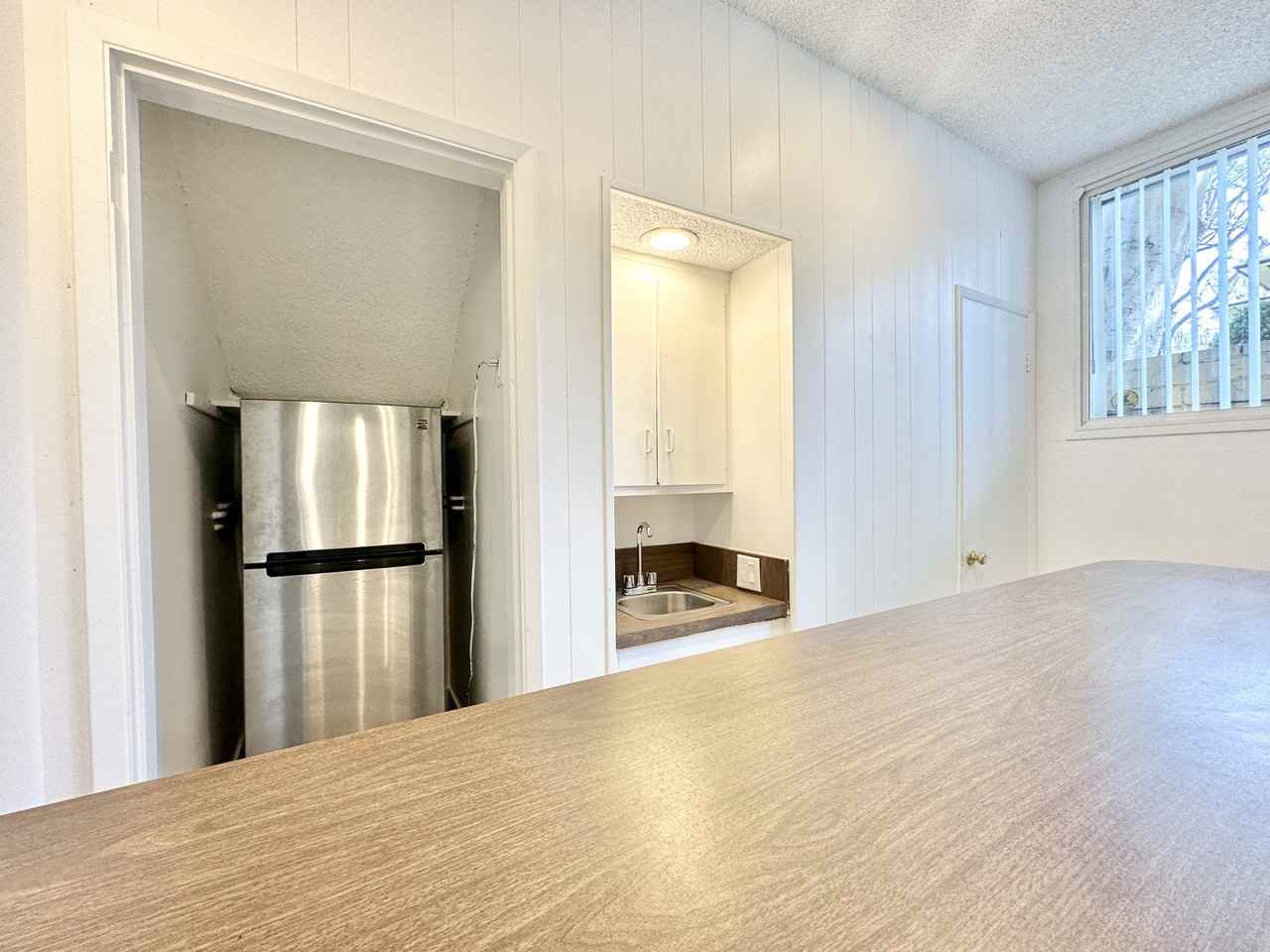 804 Princeton St #A - Photo 3 of 11