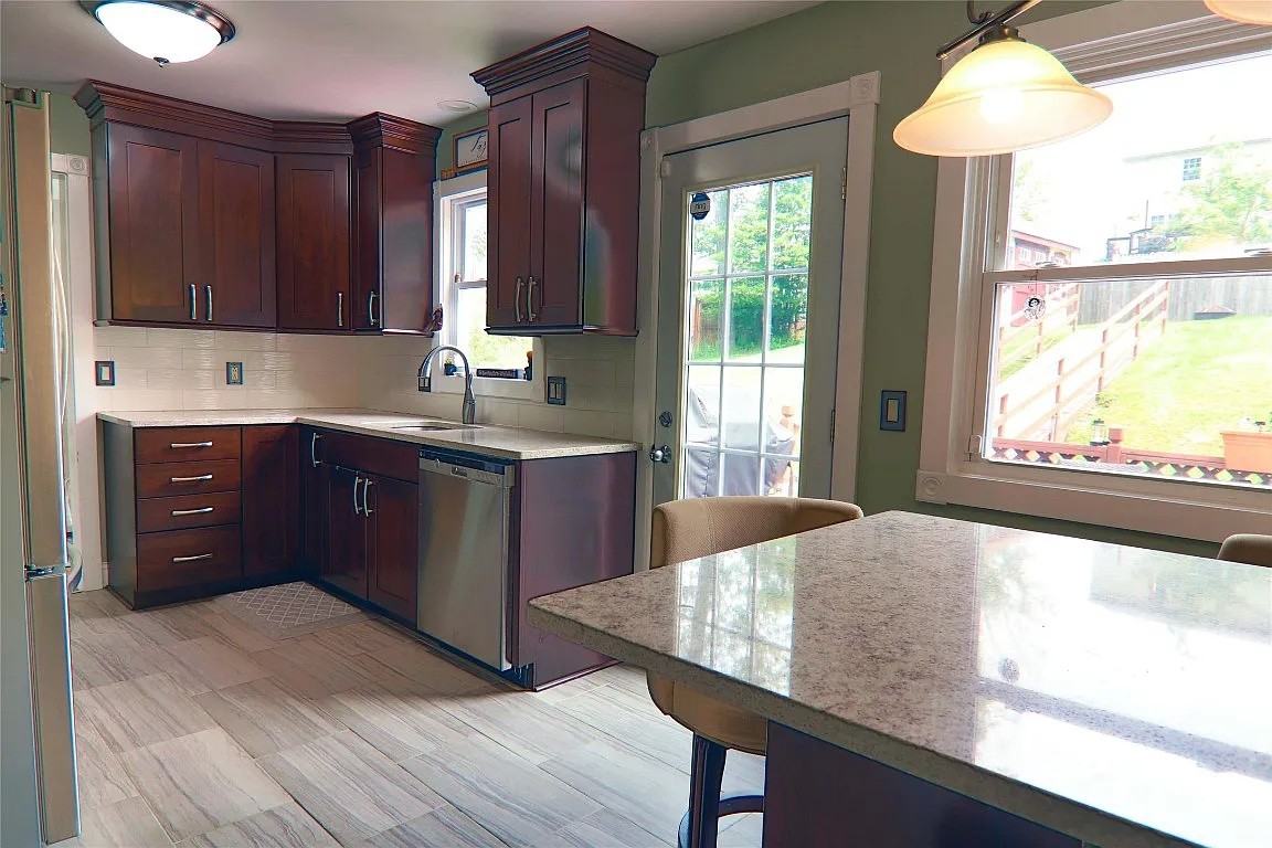 41 Elmwood Dr #NA - Photo 2 of 20