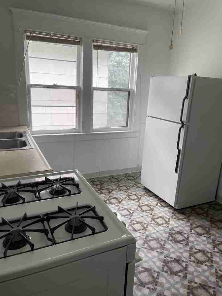 459 Potomac Ave #2 - Photo 3 of 20