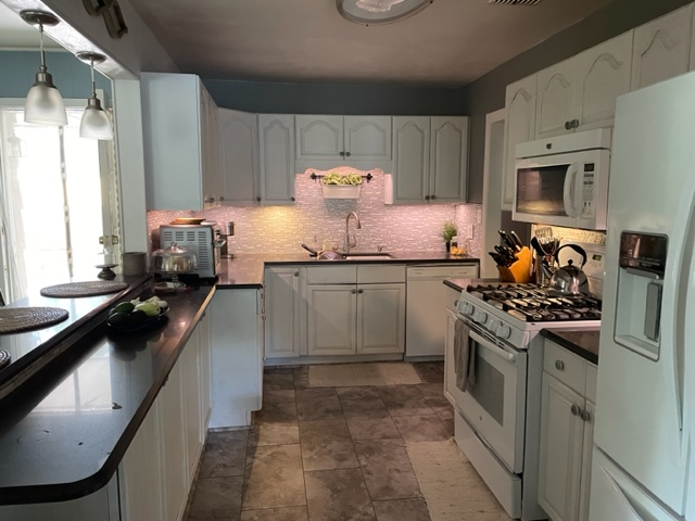 2721 S Kearney St #2 - Photo 7 of 14