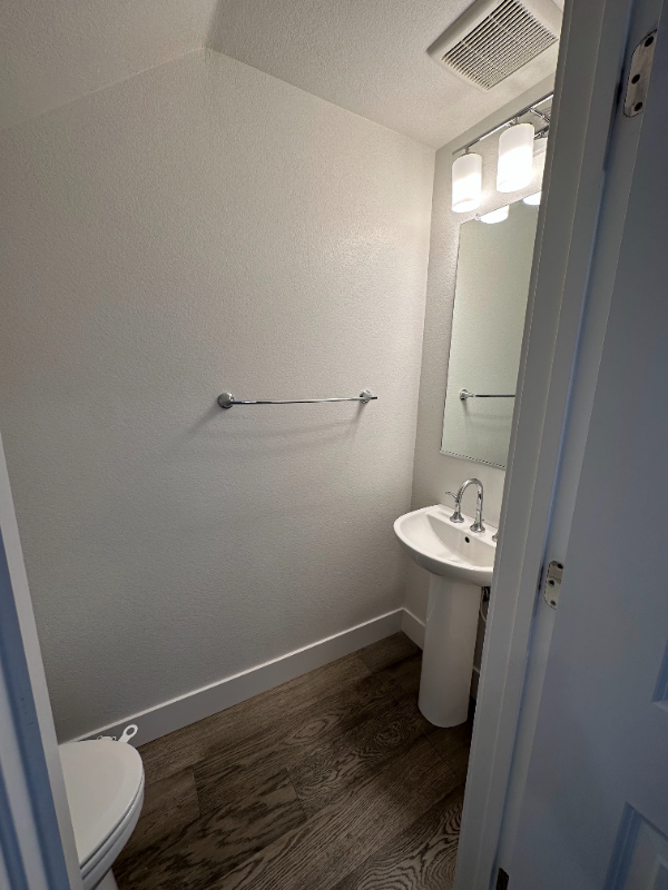 1499 Cherry Cir - Photo 5 of 20